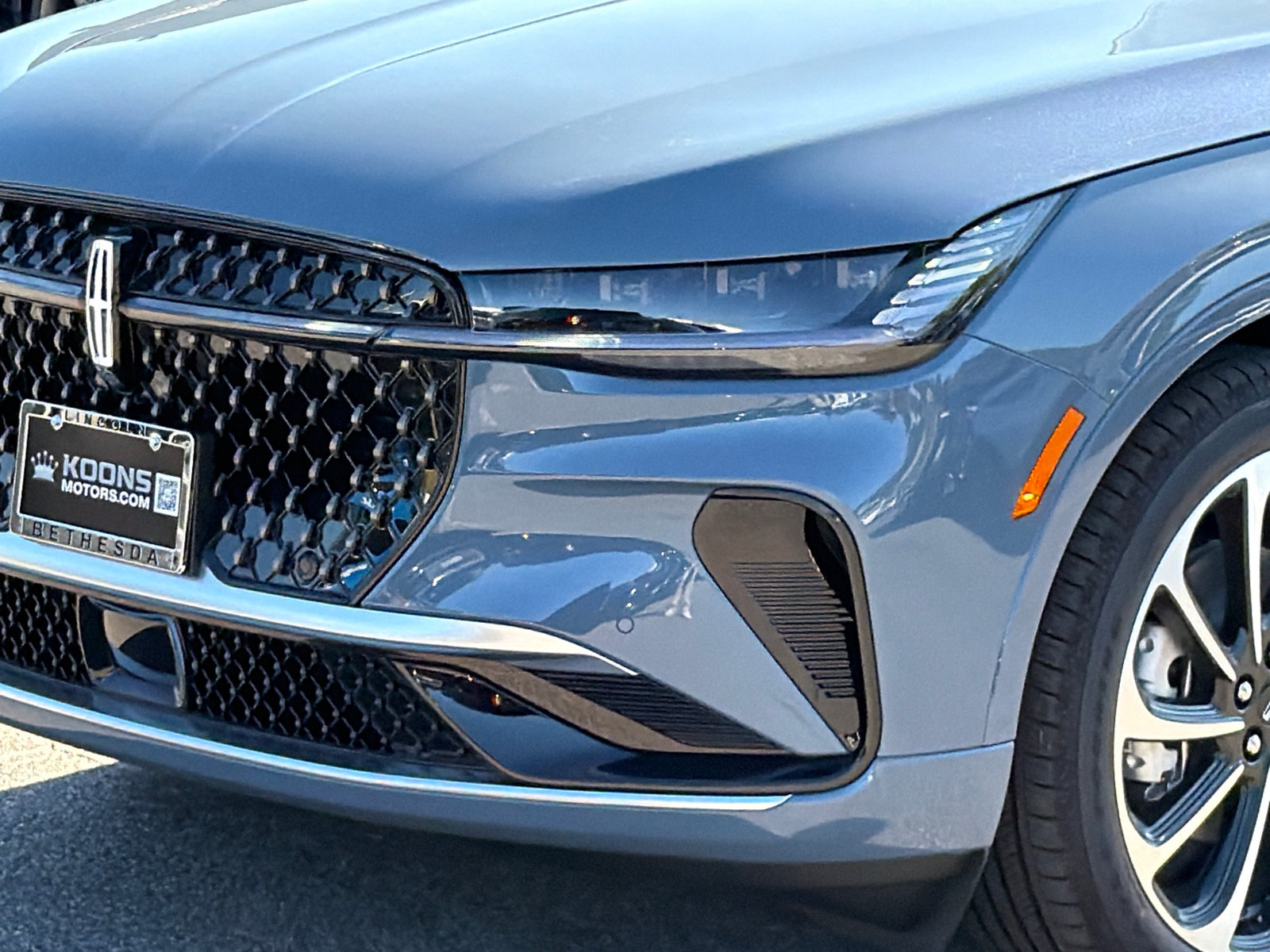 New 2026 Lincoln Nautilus Black Label AWD/4WD image 2