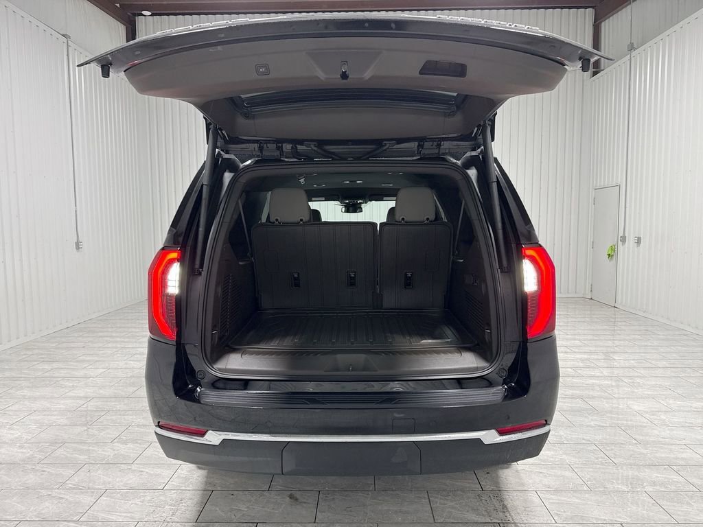 New 2026 GMC Yukon XL Elevation w/ LPO, Floor Liner Package AWD/4WD image 27