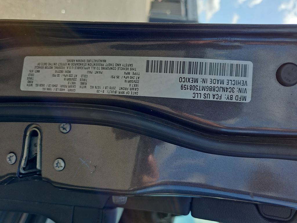 Used 2021 Jeep Compass Latitude image 36