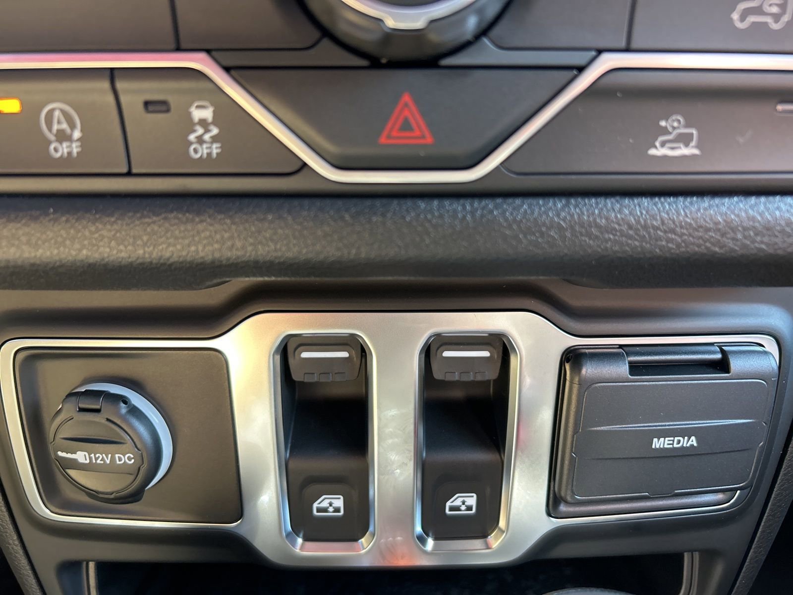 New 2026 Jeep Wrangler Sport image 20