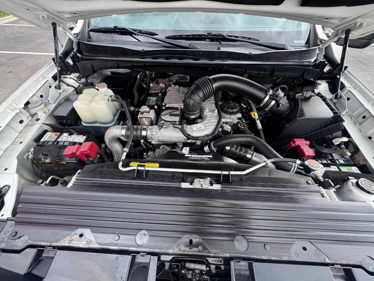 Used 2019 Nissan Titan SV w/ SV Convenience Package AWD/4WD image 10