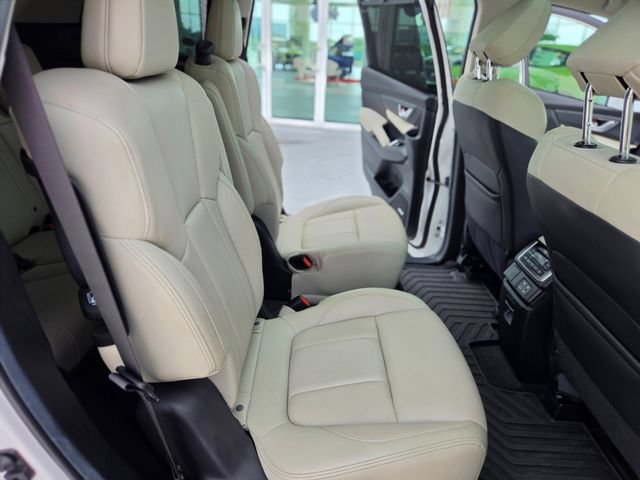 Used 2024 Subaru Ascent Limited w/ Technology Package AWD/4WD image 29