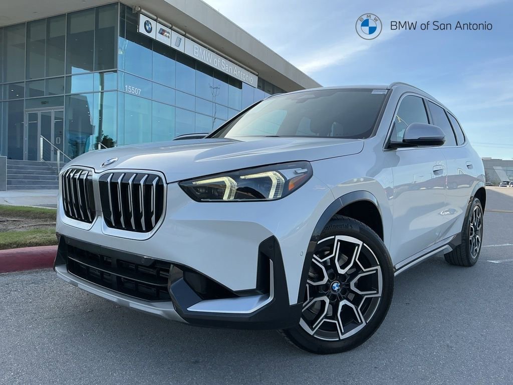 Certified 2023 BMW X1 xDrive28i image 1