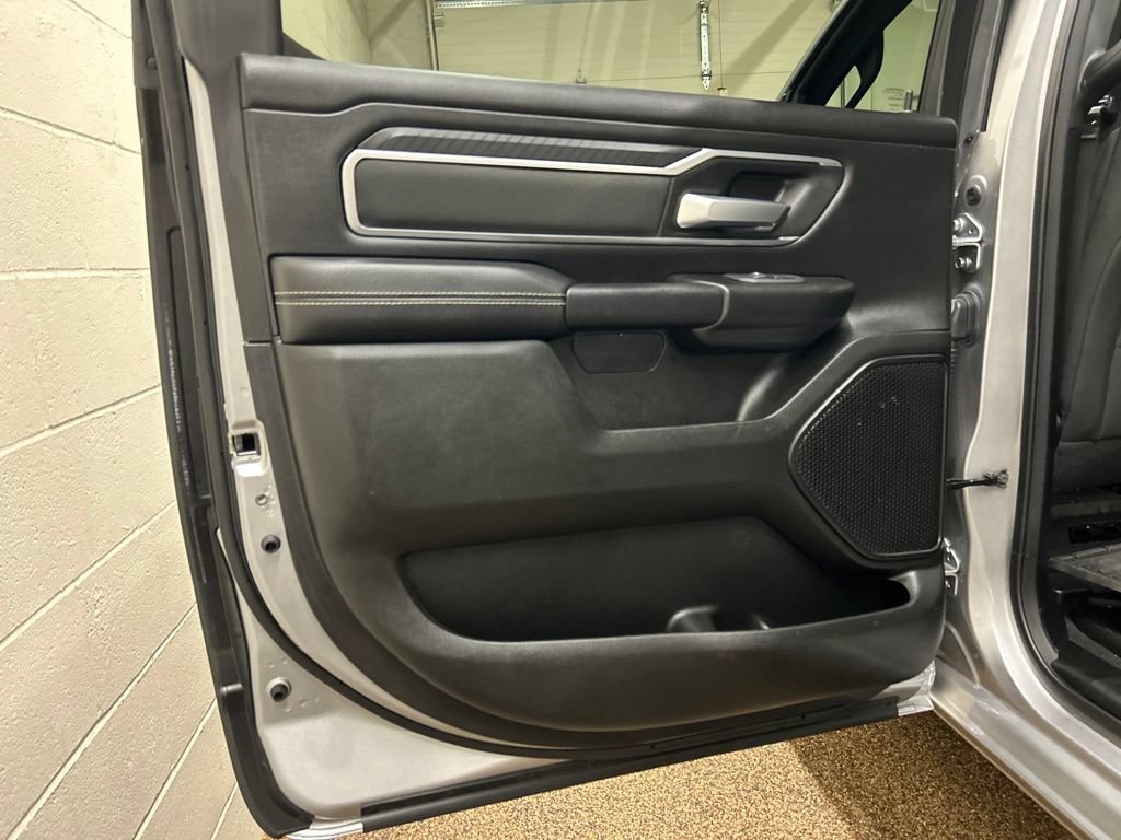 Used 2025 RAM 1500 Big Horn AWD/4WD image 10
