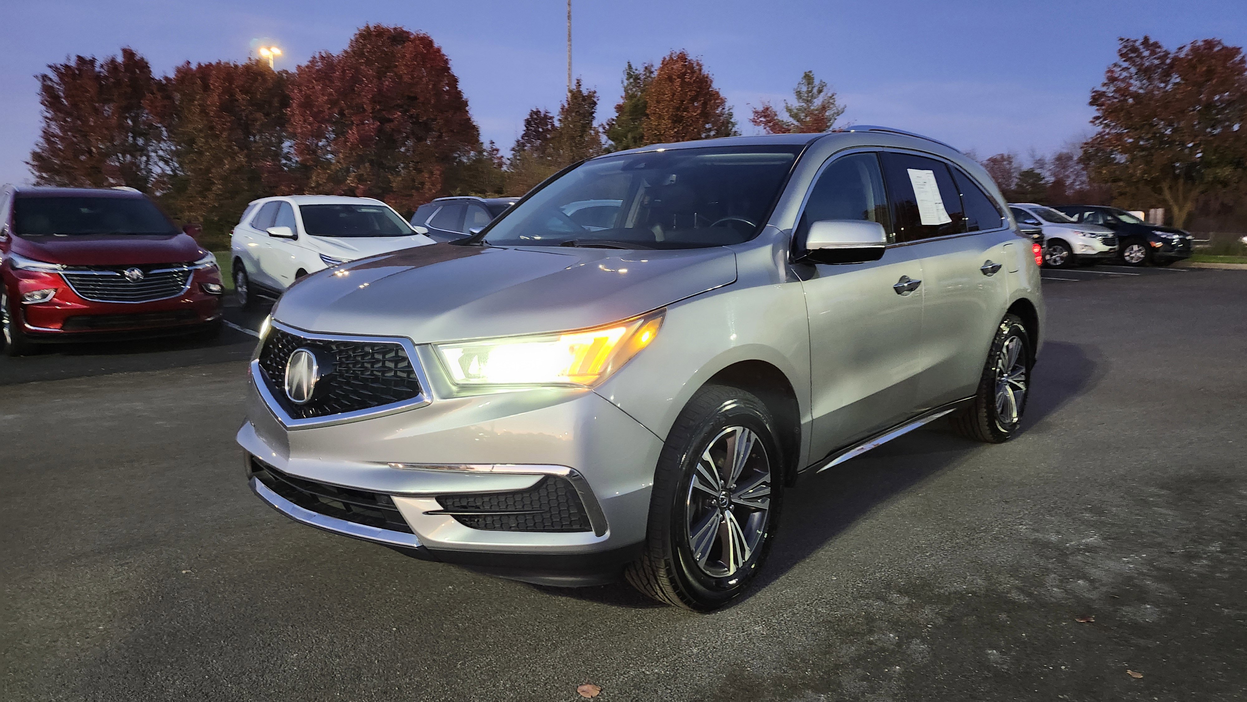 Used 2017 Acura MDX SH-AWD image 13