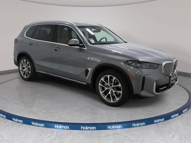 Certified 2025 BMW X5 xDrive40i AWD/4WD image 3