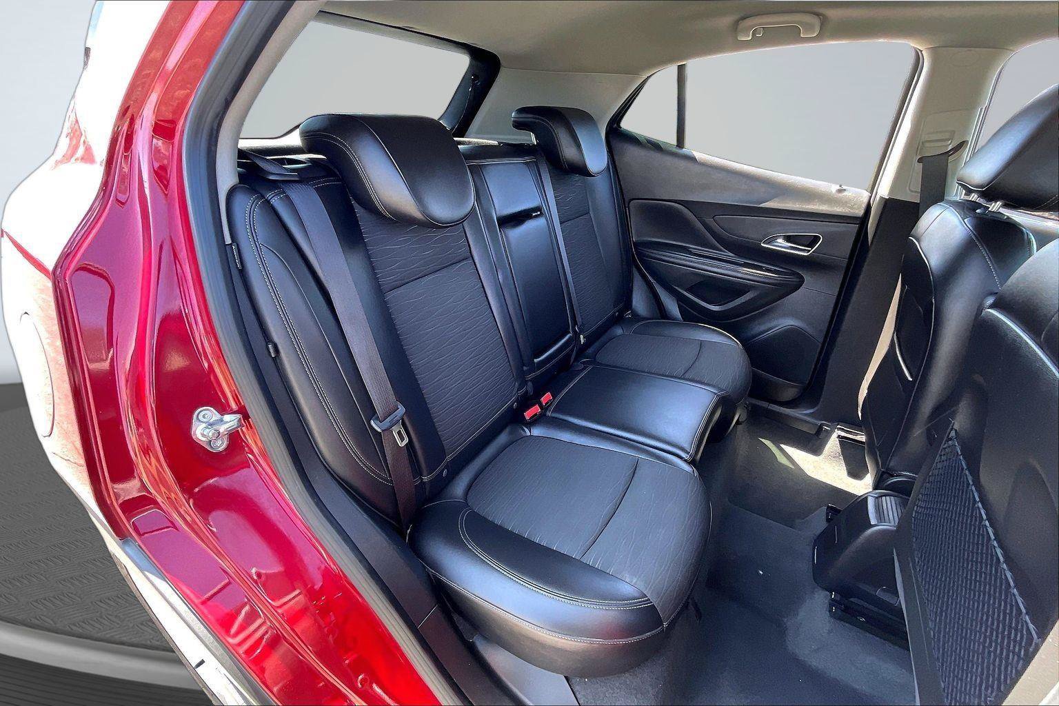 Used 2015 Buick Encore FWD image 26