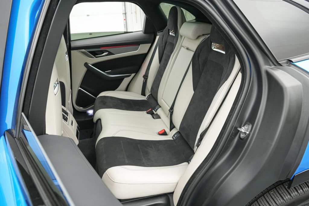 Used 2023 Jaguar F-PACE SVR AWD/4WD image 33