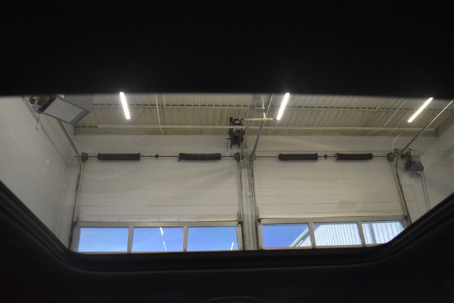 Used 2024 Jeep Grand Cherokee L Overland w/ Trailer Tow Package AWD/4WD image 25