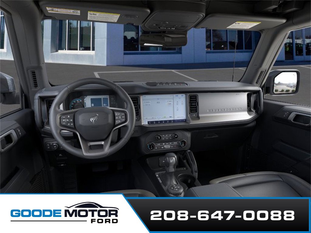 New 2025 Ford Bronco Outer Banks w/ Sasquatch Package image 9