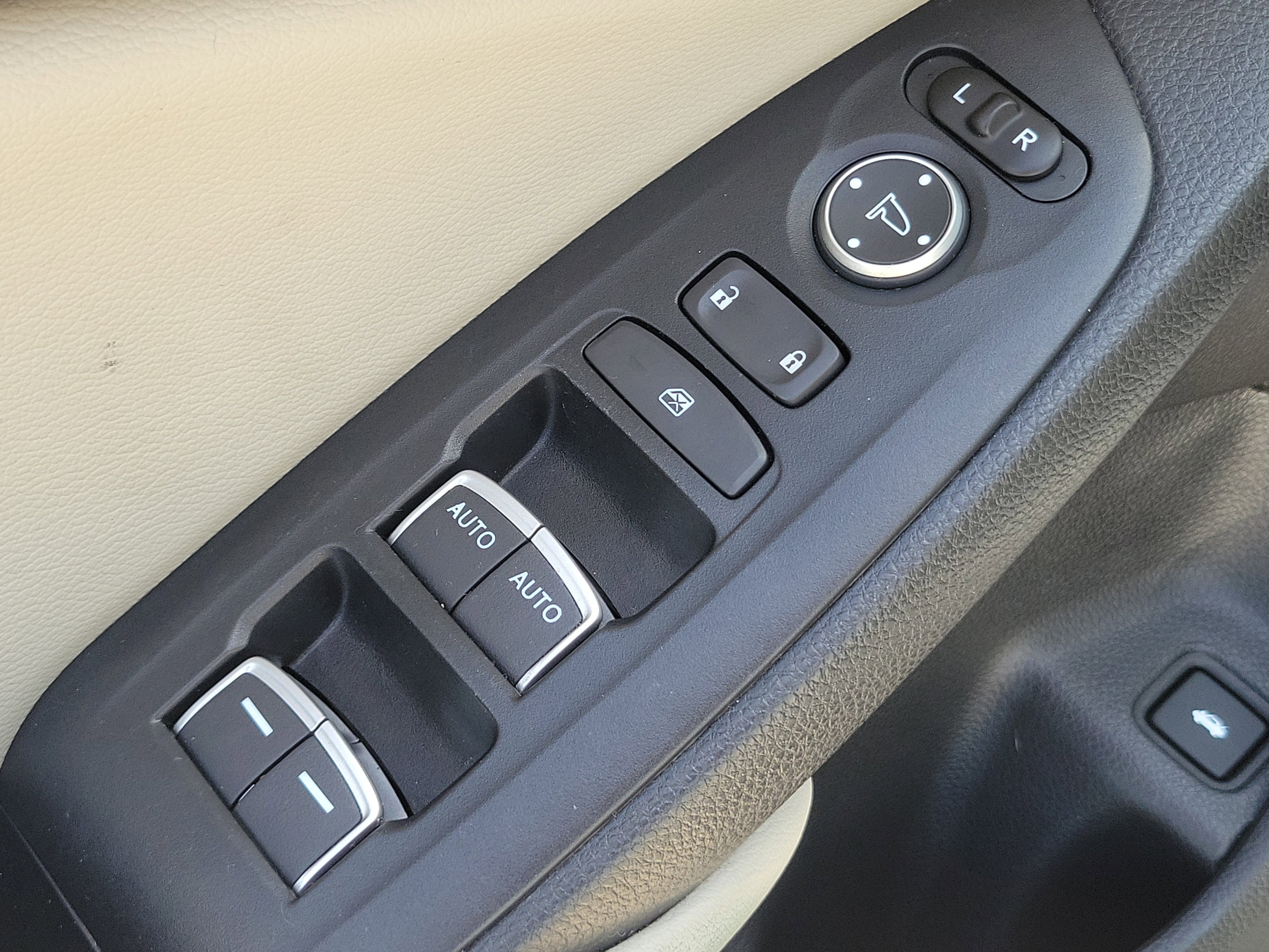 Used 2018 Honda Accord LX image 21