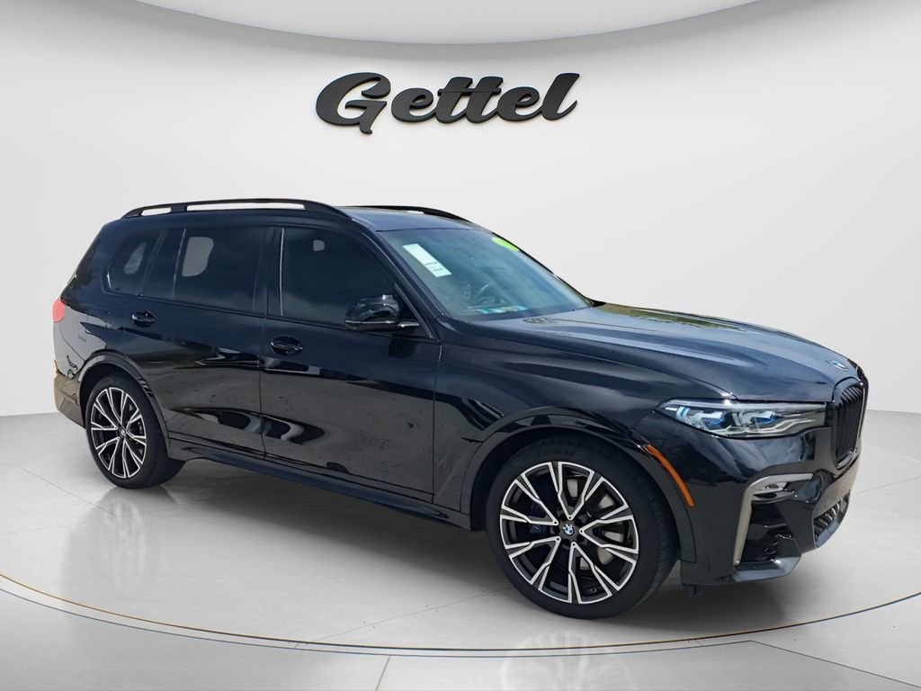 Used 2021 BMW X7 M50i w/ Dynamic Handling Package image 7