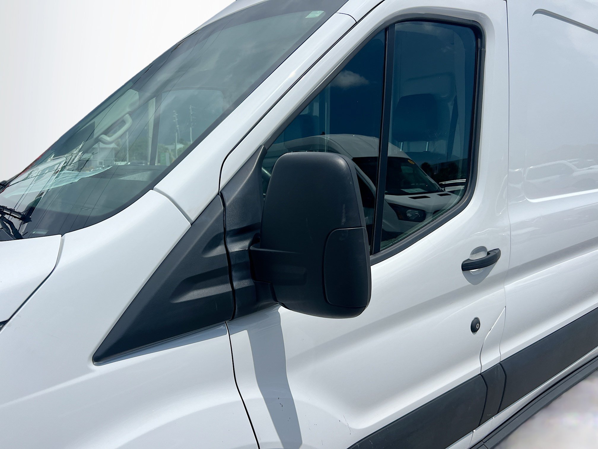 Used 2024 Ford Transit 250 148 High Roof Extended w/ Load Area Protection Package RWD image 12