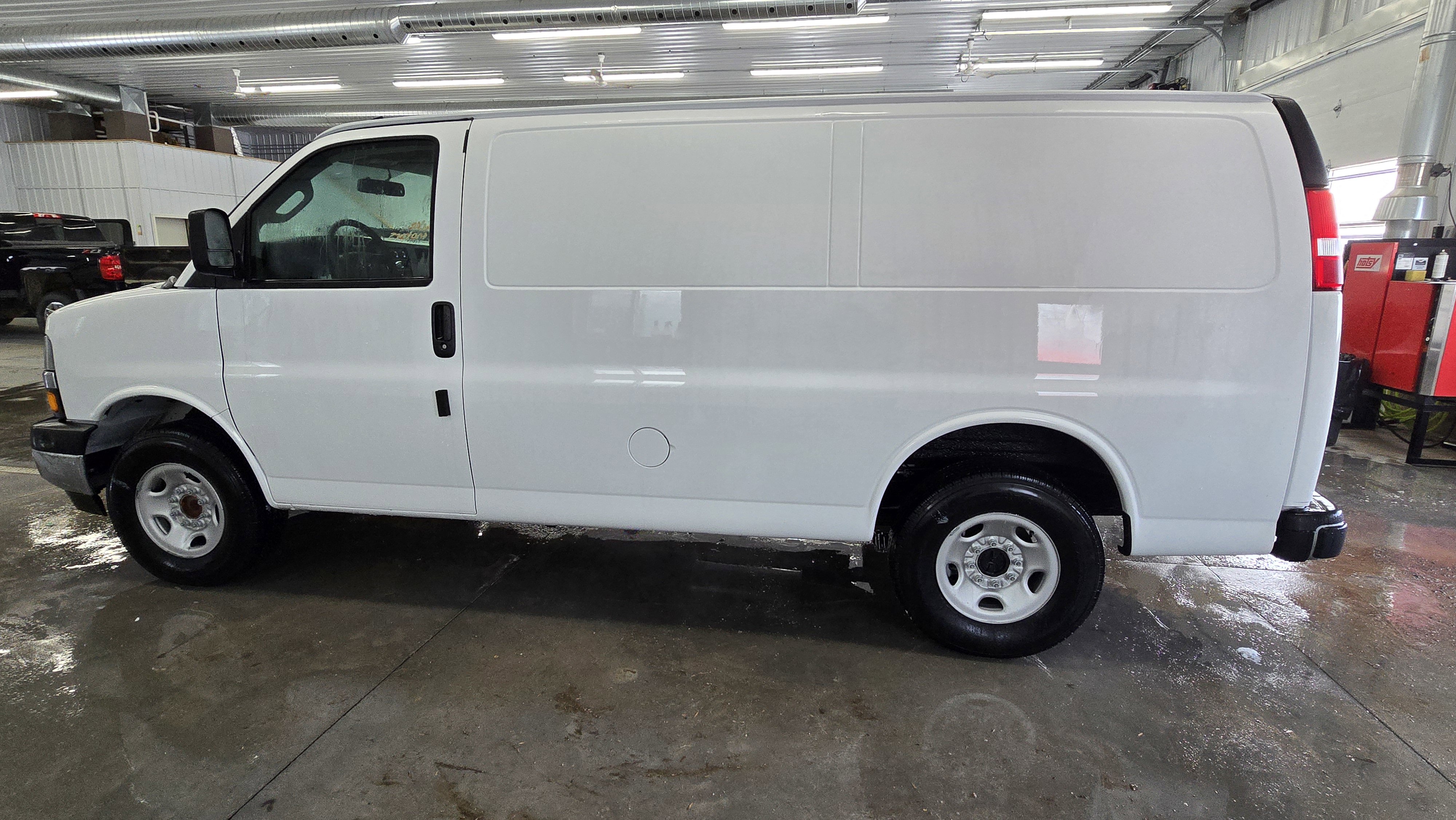 New 2024 Chevrolet Express 2500 w/ Driver Convenience Package image 10