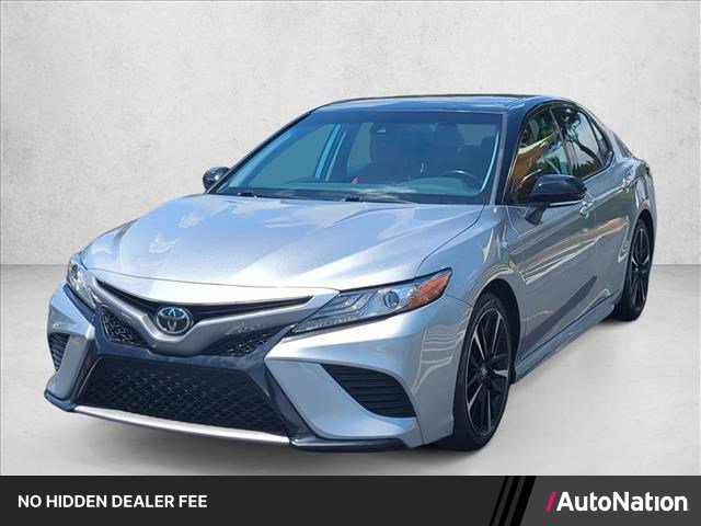 Used 2019 Toyota Camry XSE FWD image 1