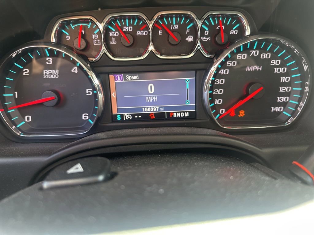 Used 2015 Chevrolet Tahoe LS RWD image 2