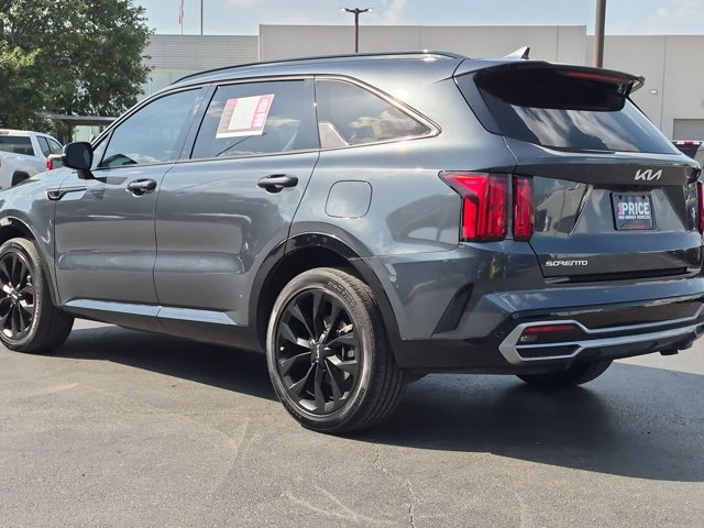 Used 2023 Kia Sorento SX FWD image 8