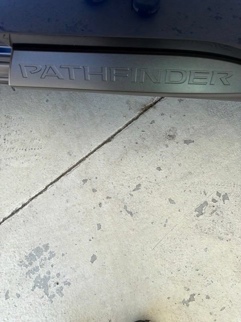 Used 2025 Nissan Pathfinder SV FWD image 23