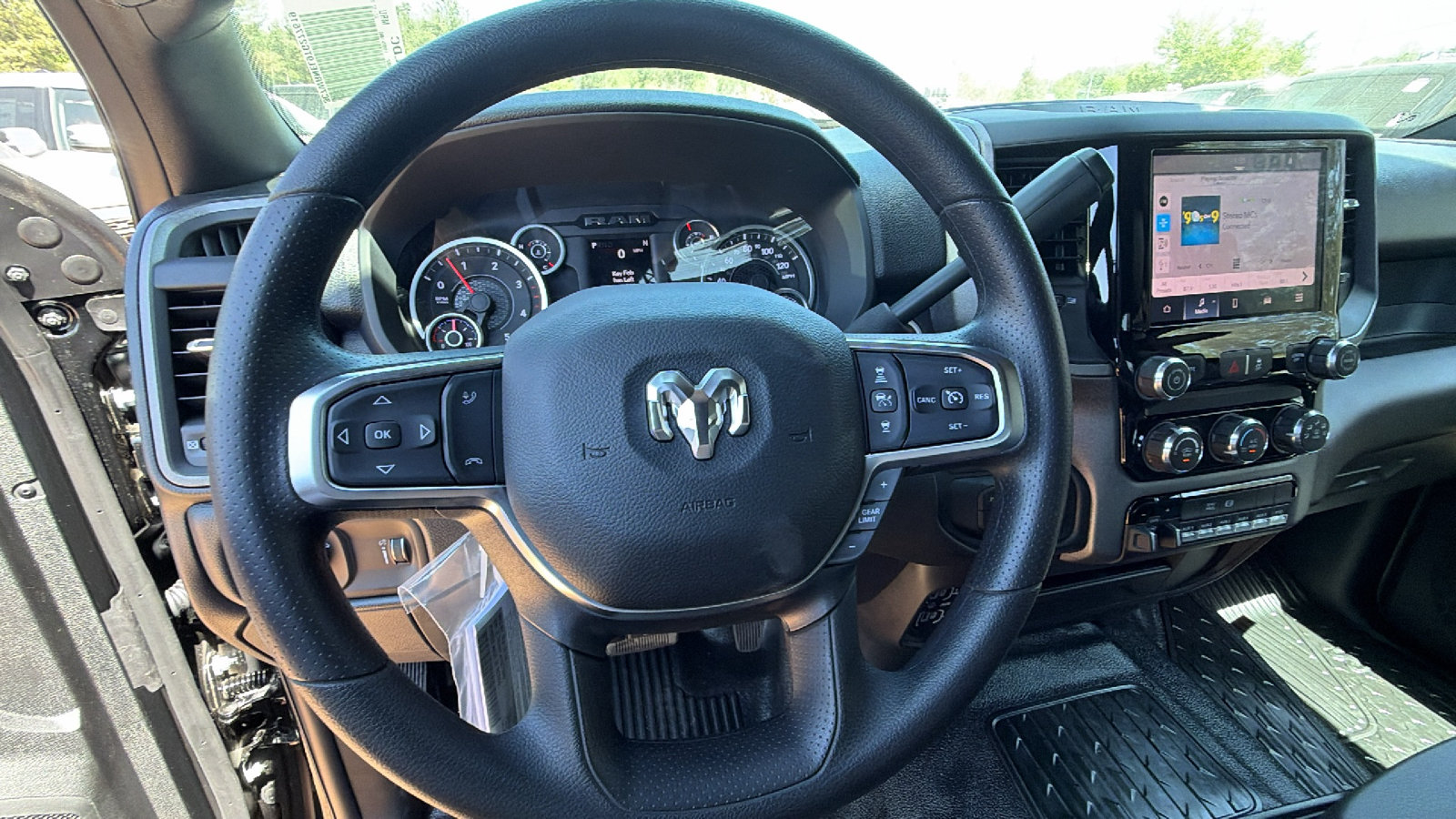 New 2026 RAM 5500 Tradesman w/ Chrome Appearance Group AWD/4WD image 22