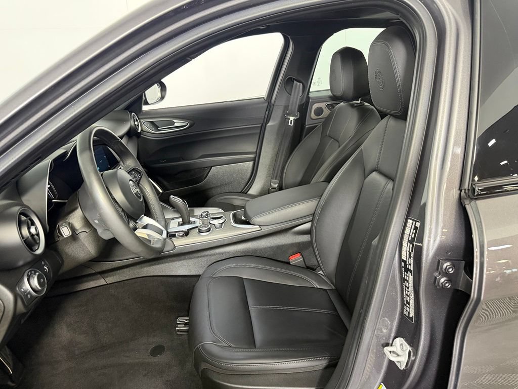 Used 2023 Alfa Romeo Giulia Ti w/ Active Assist Plus Package RWD image 22