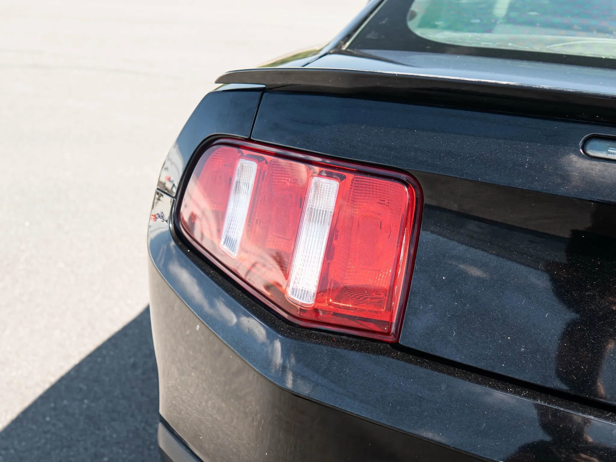 Used 2012 Ford Mustang GT w/ Brembo Brake Pkg image 13
