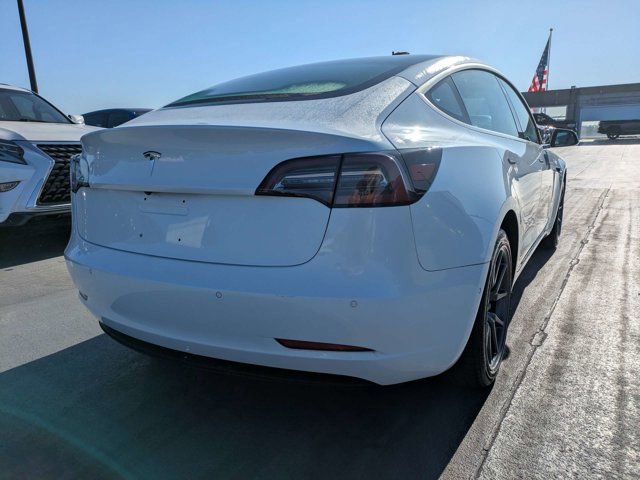 Used 2018 Tesla Model 3 Long Range image 3