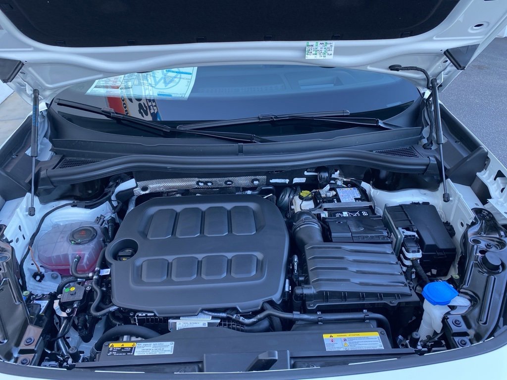 New 2026 Volkswagen Tiguan SE R-Line image 33