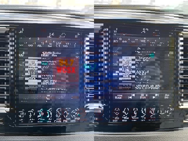 Certified 2018 Chrysler Pacifica Touring-L FWD image 25