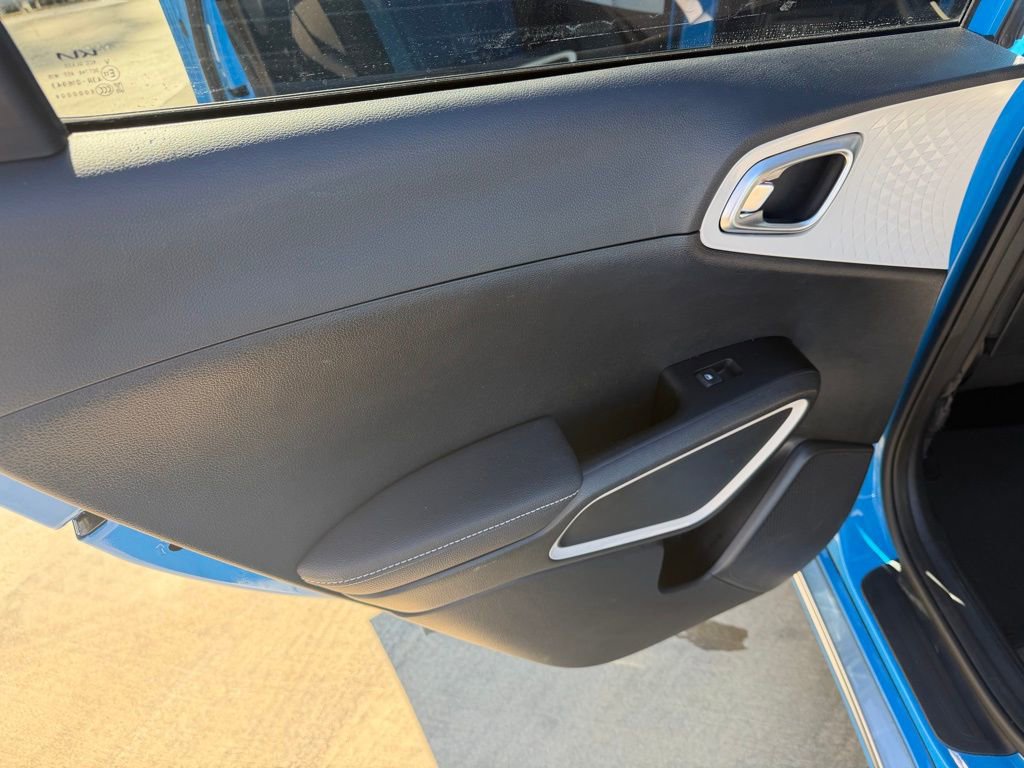 Used 2023 Kia Soul GT-Line image 15