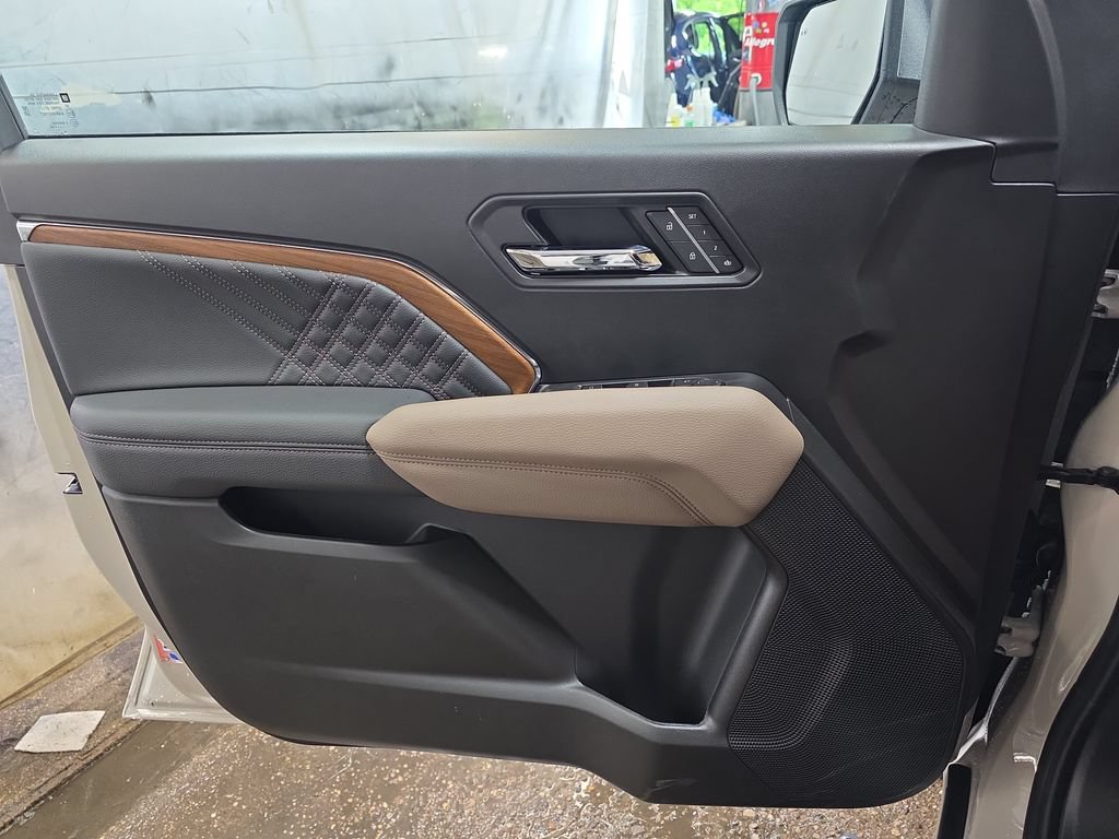 New 2026 GMC Canyon Denali AWD/4WD image 25