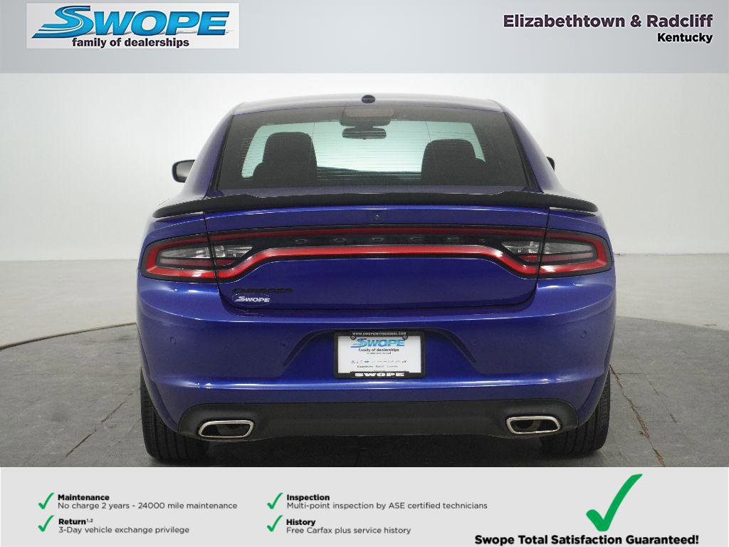 Used 2022 Dodge Charger SXT w/ Blacktop Package image 4