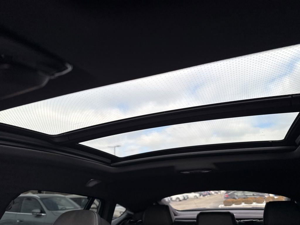 Used 2026 BMW X6 M60i image 19