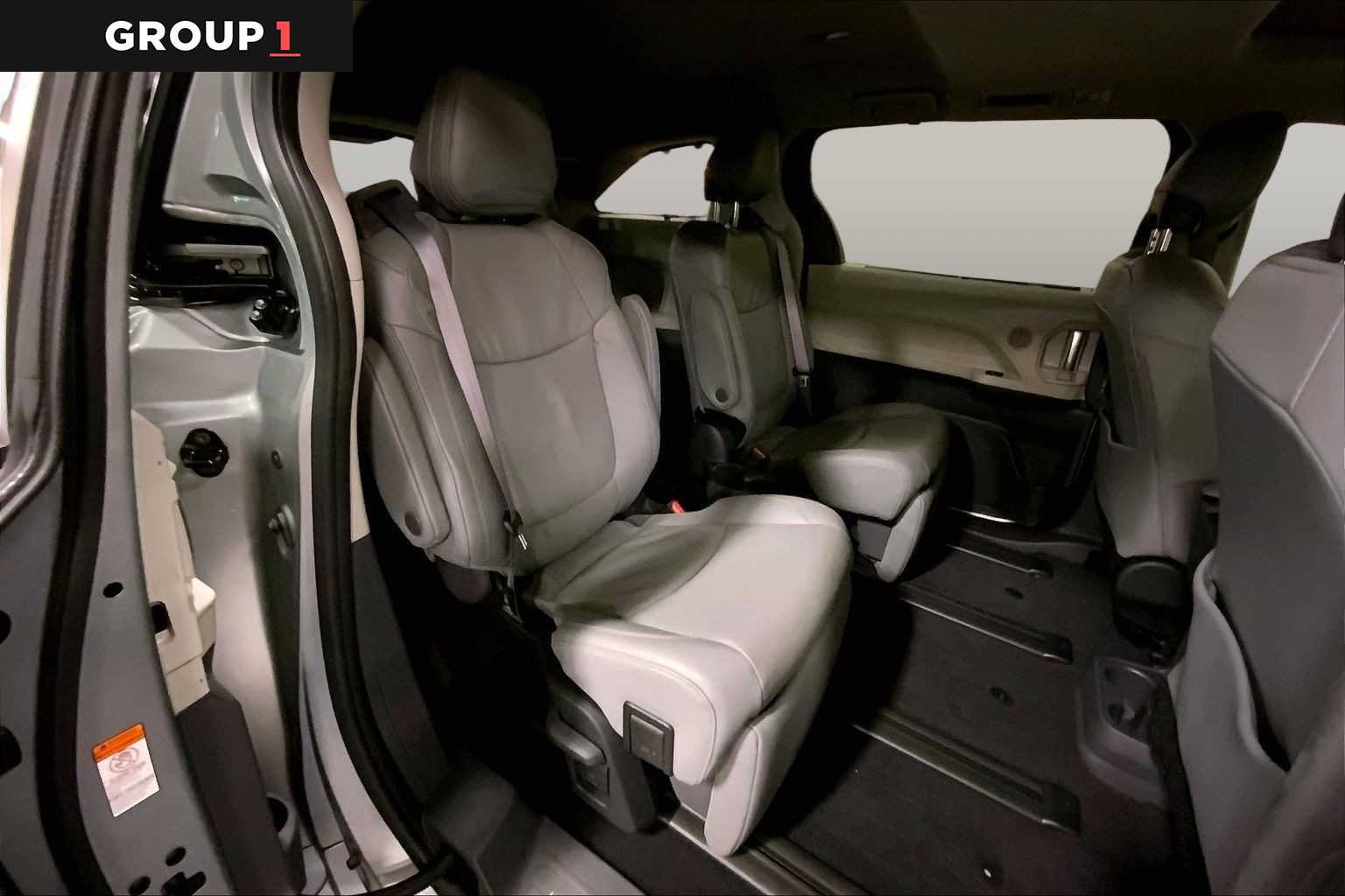 Certified 2024 Toyota Sienna Limited AWD/4WD image 20
