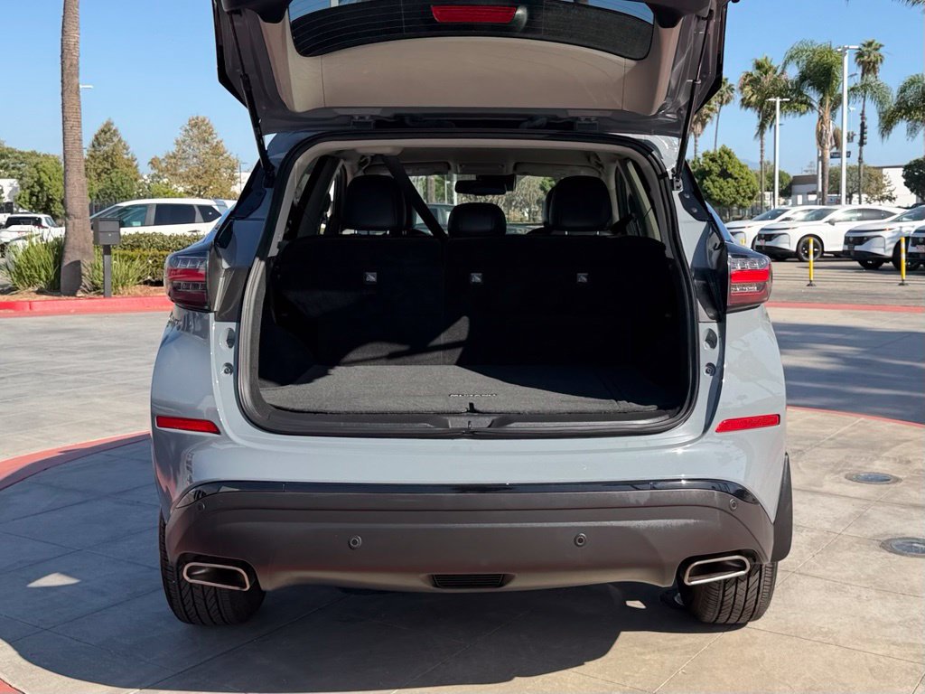 Certified 2024 Nissan Murano SV w/ SV Midnight Edition Package FWD image 8