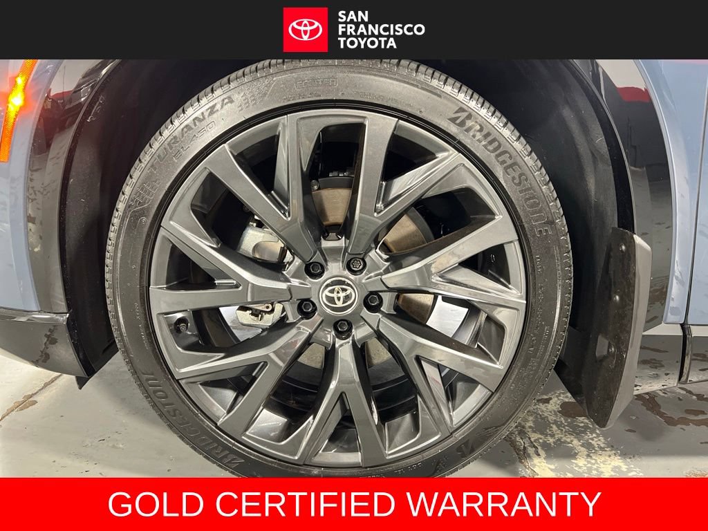 Certified 2025 Toyota Crown Signia w/ Advanced Technology Package AWD/4WD image 9
