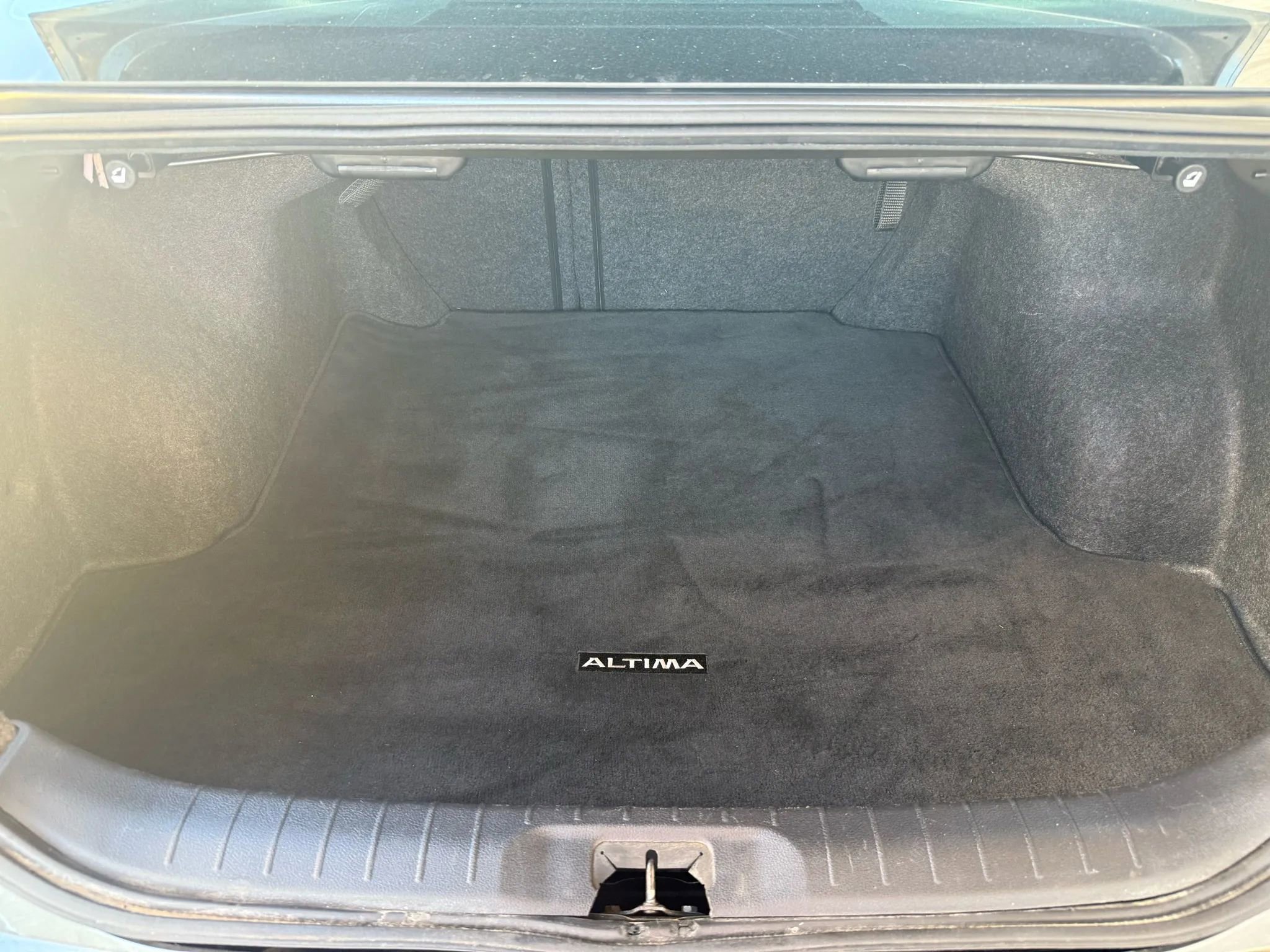 Used 2021 Nissan Altima 2.5 SR image 22