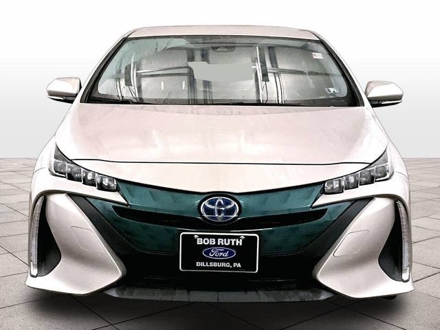 Used 2017 Toyota Prius Prime Plus w/ Carpet Mat Package FWD image 3