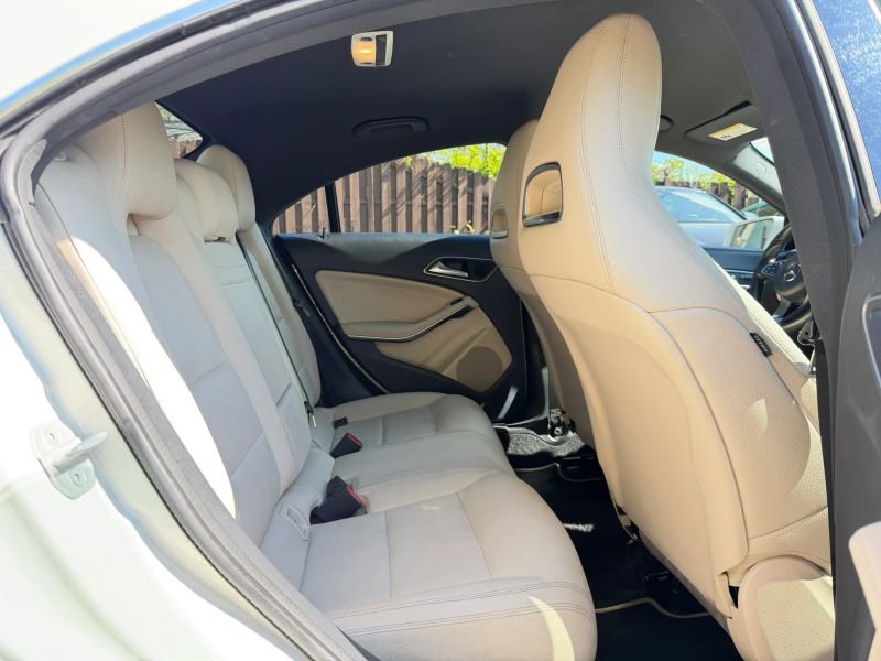 Used 2017 Mercedes-Benz CLA 250 image 24
