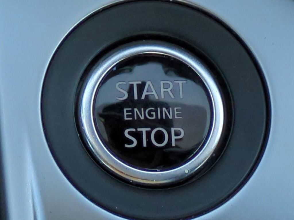 Certified 2025 Nissan Sentra SV w/ Lighting Package image 26