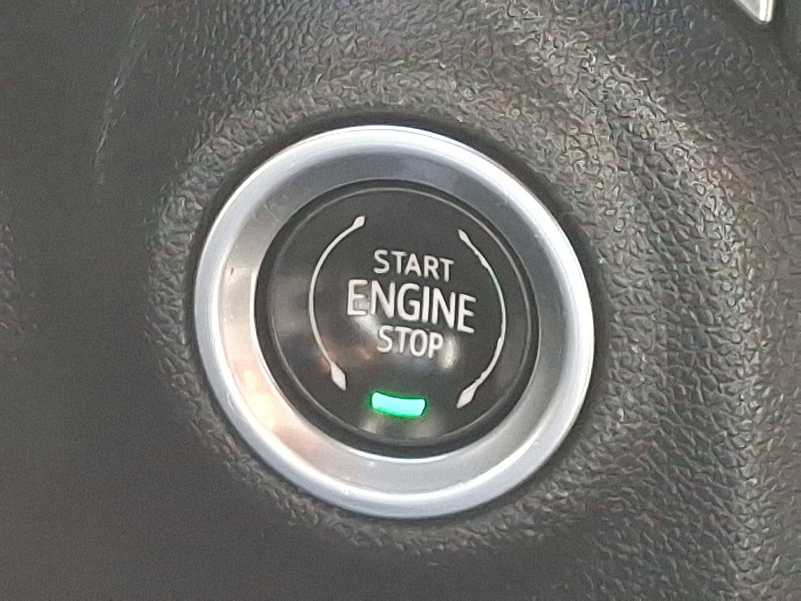 Used 2021 Chevrolet Silverado 1500 LT image 24