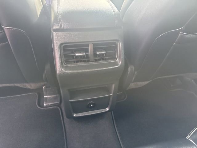 Used 2024 Ford Edge SEL image 29