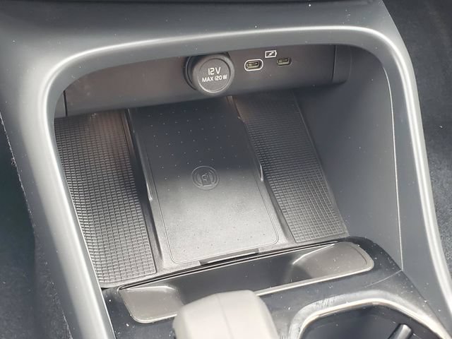Certified 2026 Volvo XC40 B5 Ultra w/ Climate Package AWD/4WD image 24