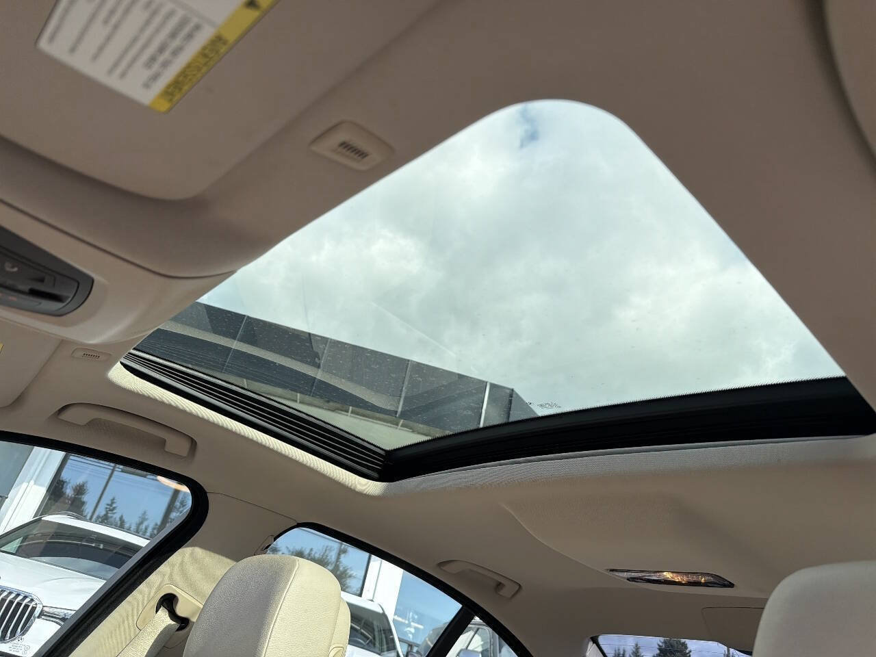 Used 2012 BMW 528i Sedan RWD image 35