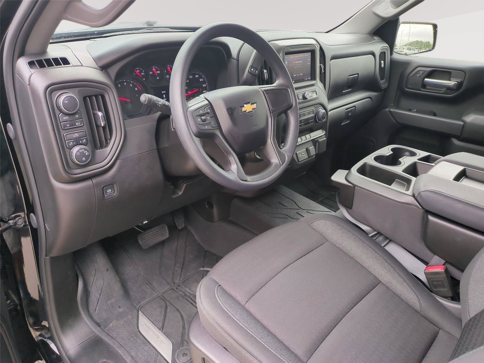 Used 2025 Chevrolet Silverado 1500 Custom AWD/4WD image 16
