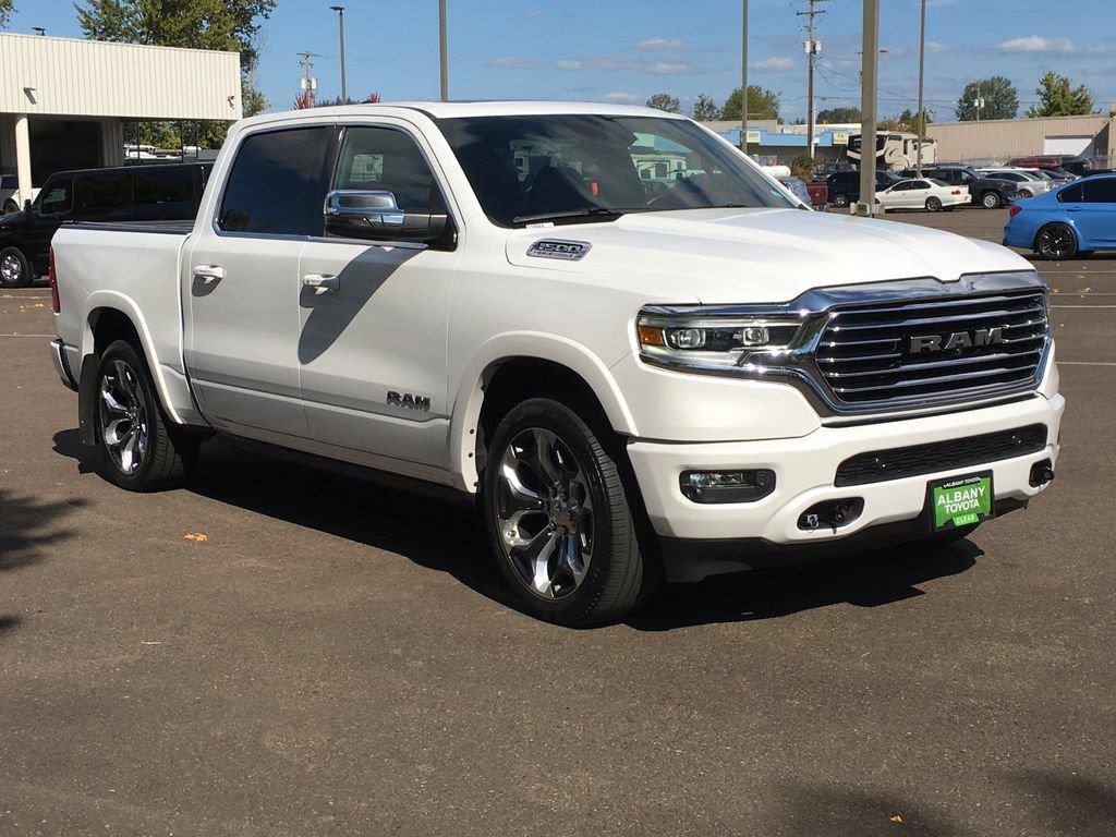 Used 2024 RAM 1500 Limited AWD/4WD image 9