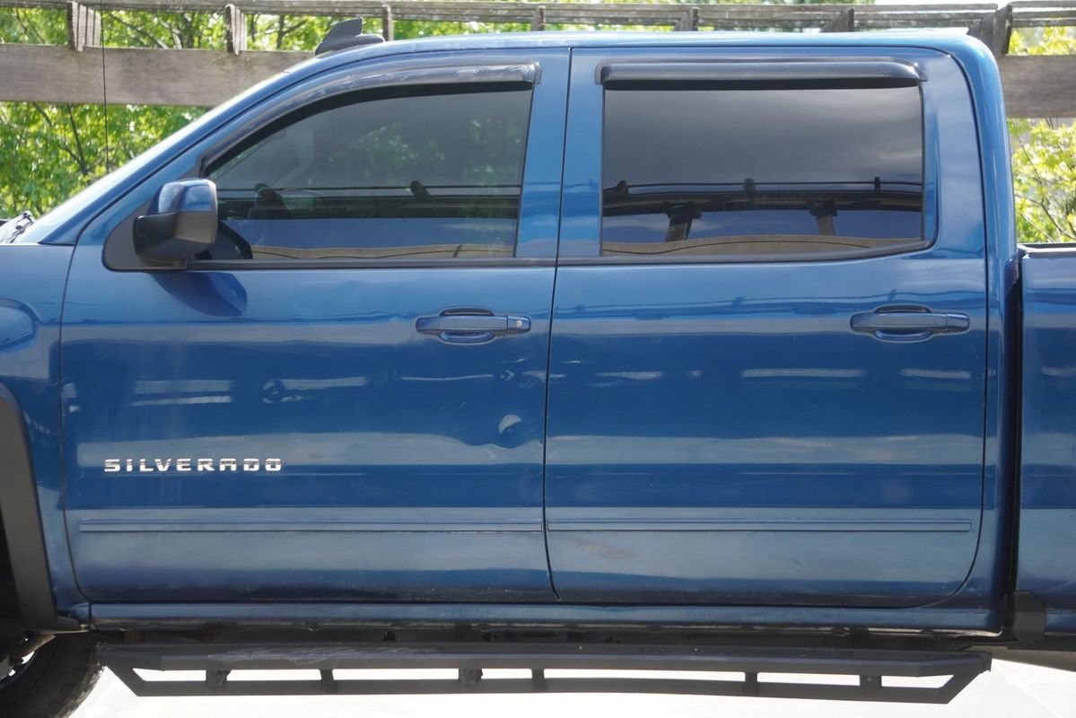 Used 2017 Chevrolet Silverado 1500 LT w/ All Star Edition AWD/4WD image 24