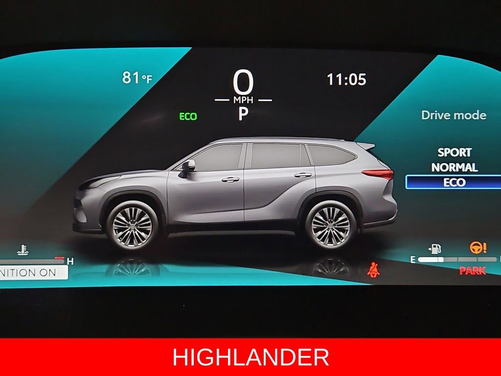 New 2026 Toyota Highlander Platinum image 17