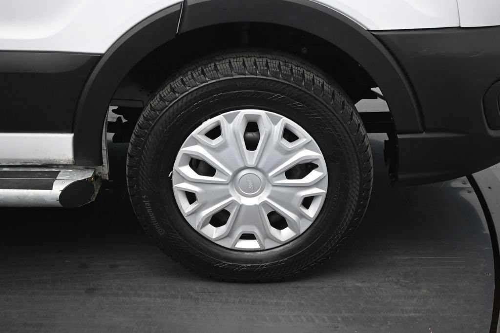 Used 2025 Ford Transit 250 Low Roof w/ Exterior Upgrade Package RWD image 21