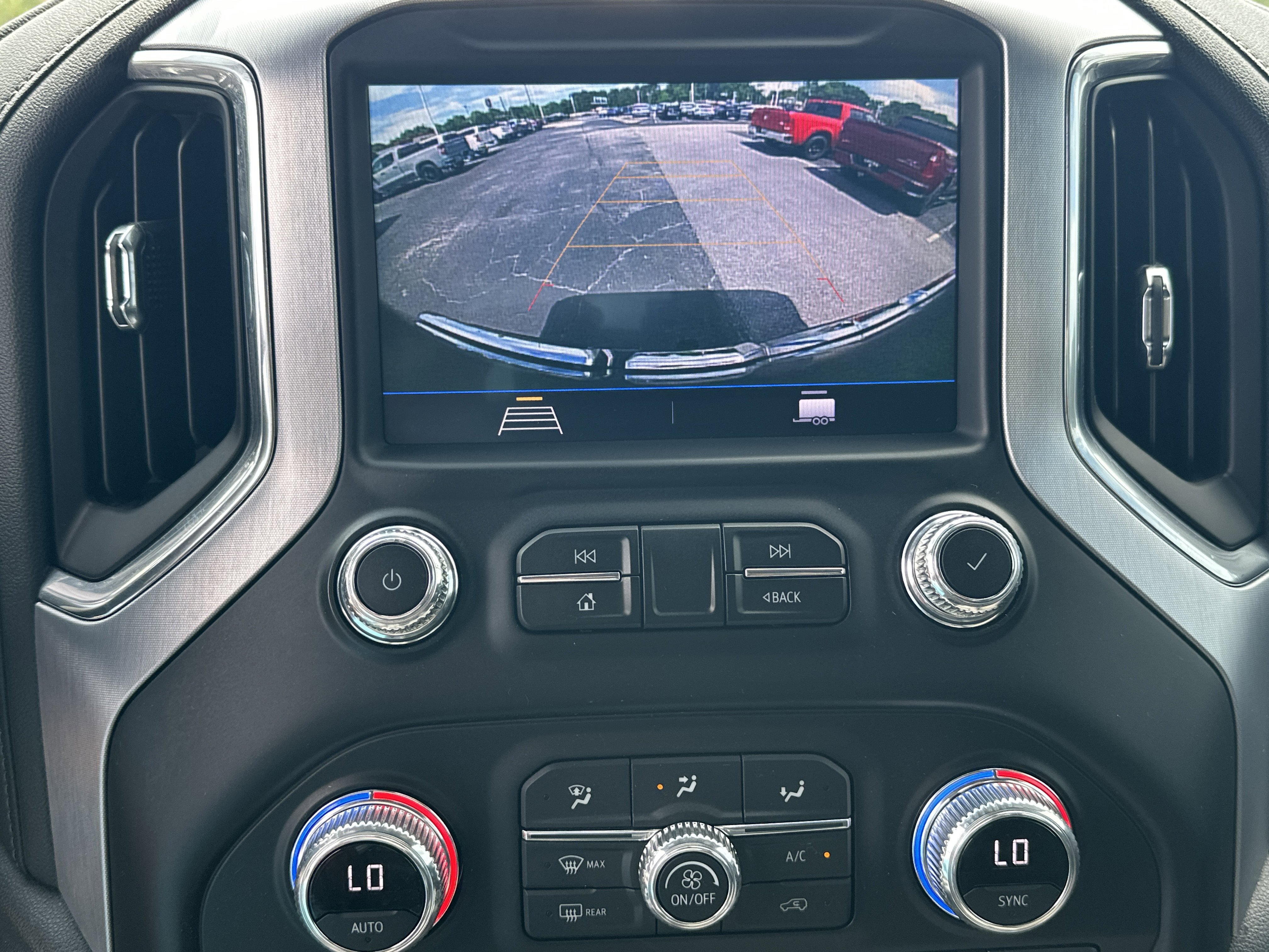 Used 2021 GMC Sierra 1500 Elevation AWD/4WD image 29