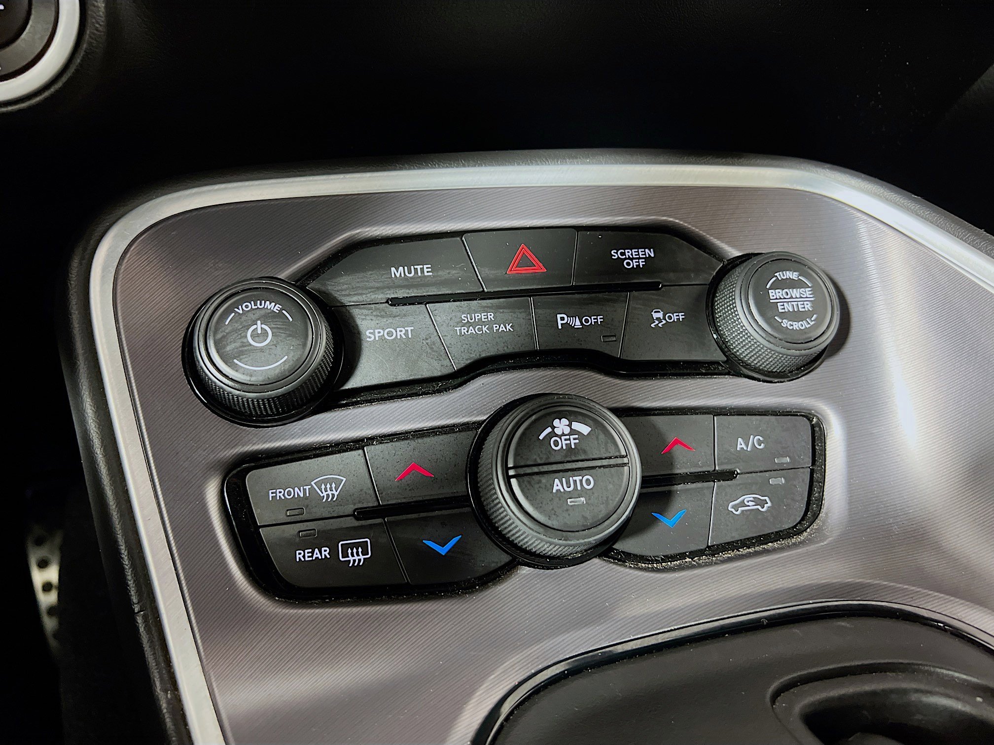 Used 2020 Dodge Challenger GT w/ Plus Package image 17